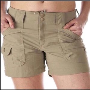 The North Face Brown Cargo shorts Sz8